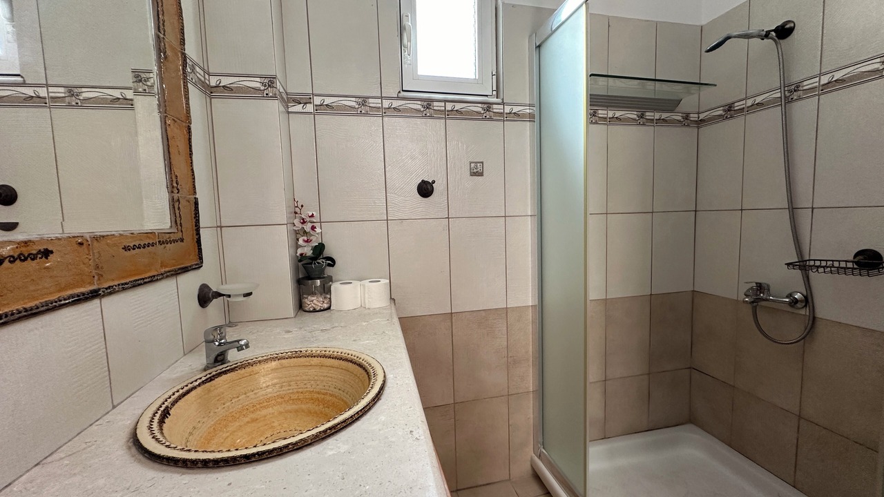 Photo of Bathroom in Gennadi