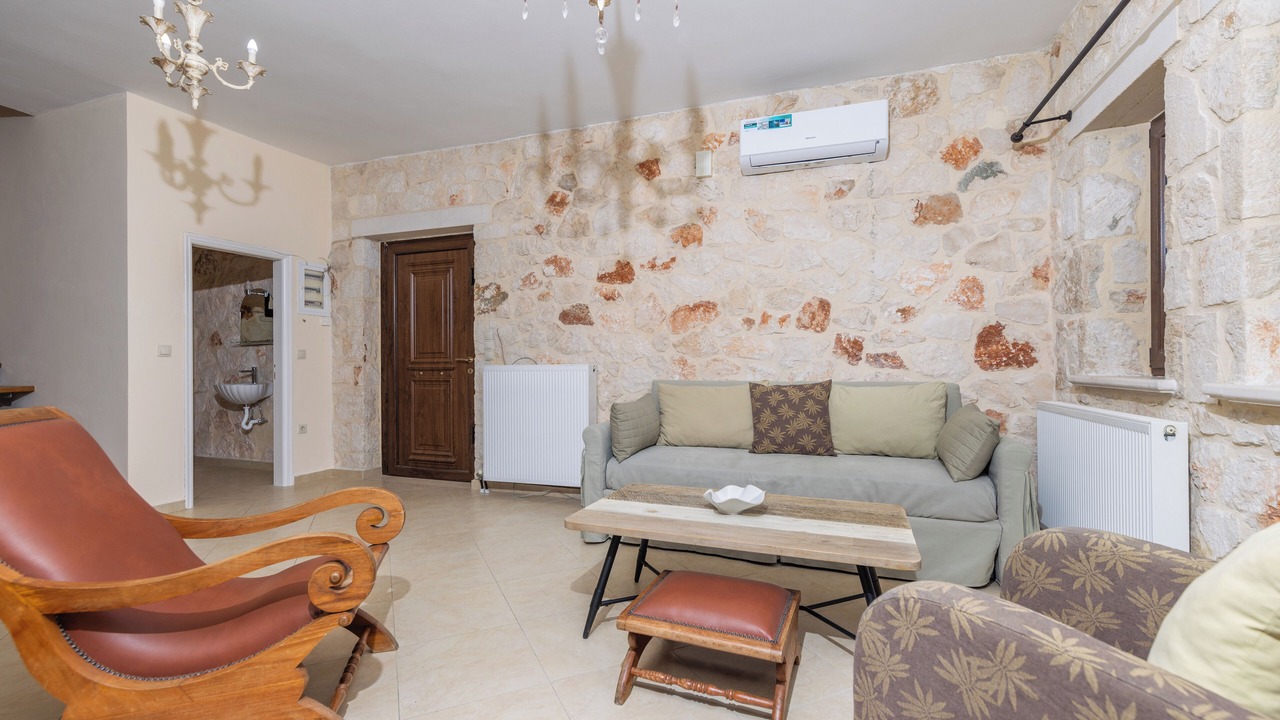 Photo of Livingroom in Akrotiri