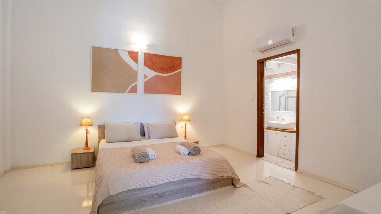 Photo of Bedroom in Paros