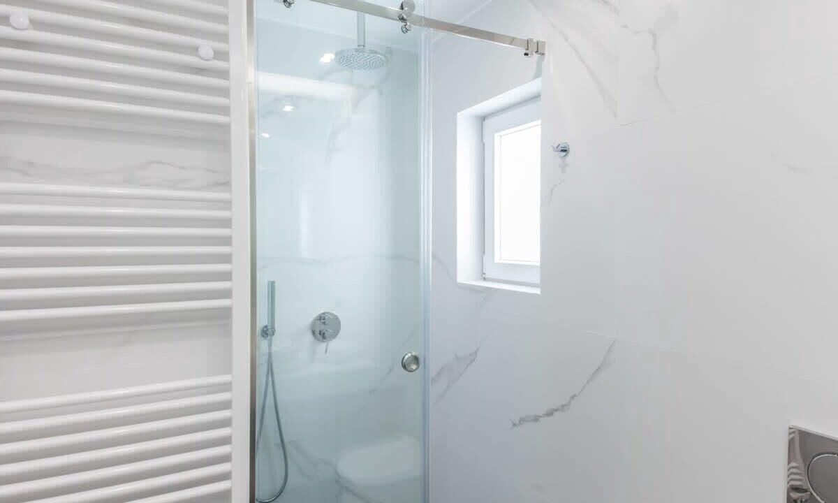 Photo of Bathroom in Marousi
