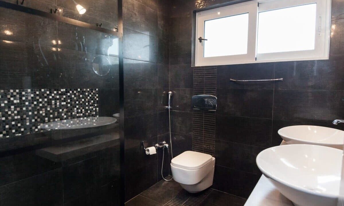 Photo of Bathroom in Voula