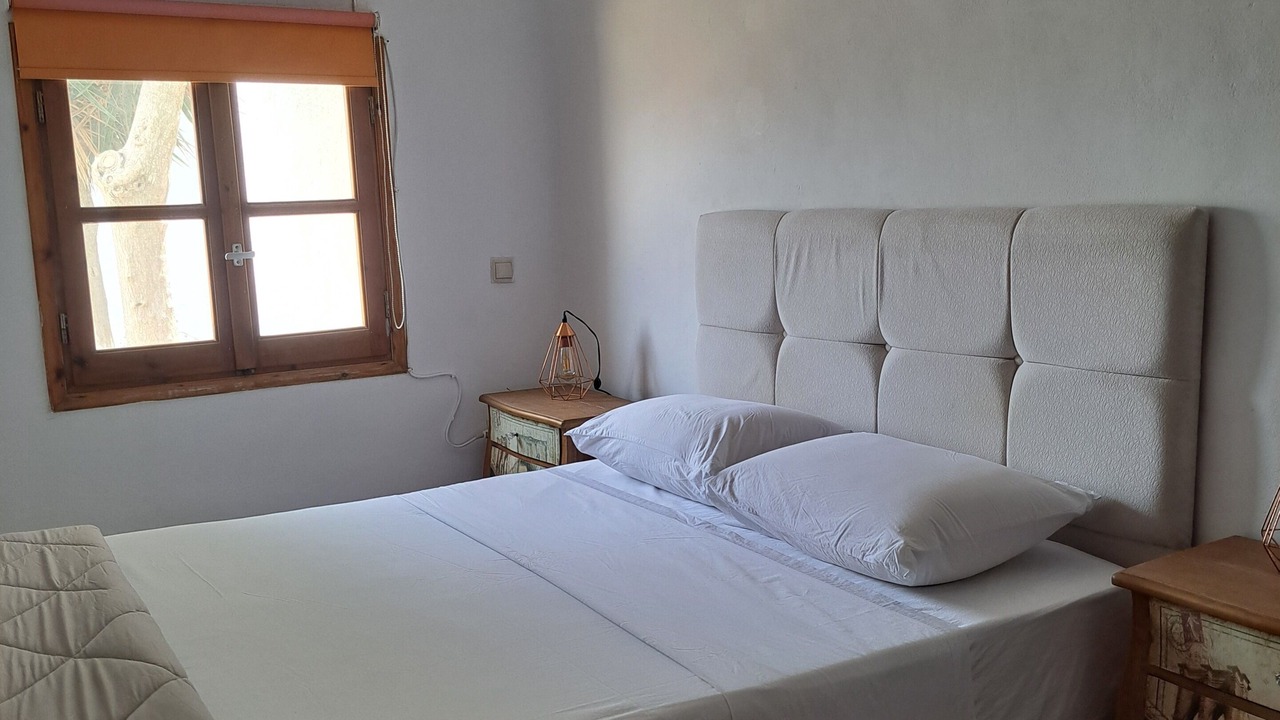 Photo of Bedroom in Leros