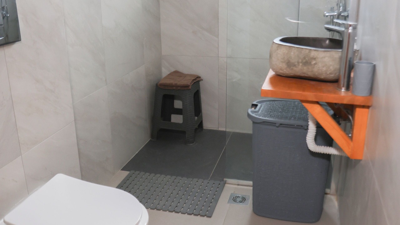 Photo of Bathroom in Marmari