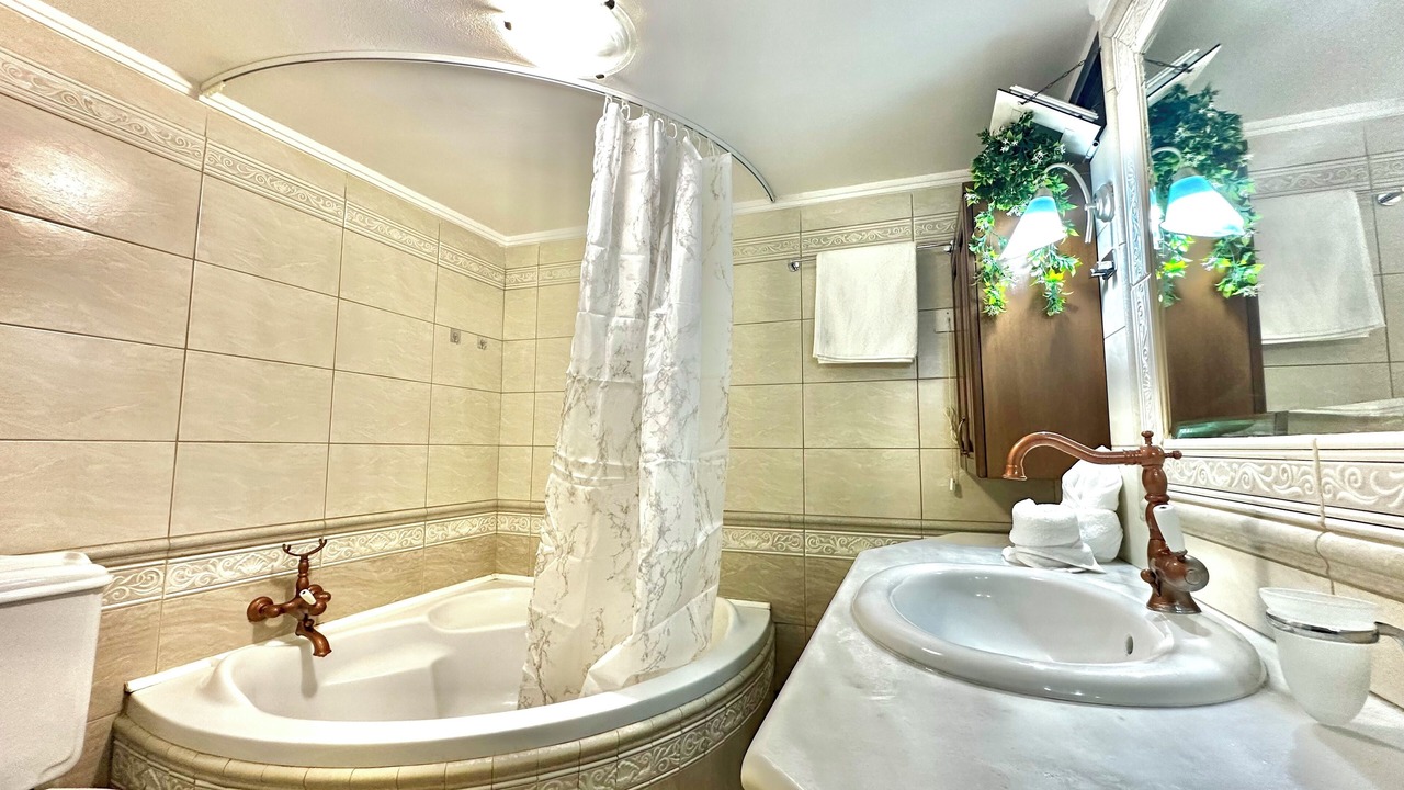 Photo of Bathroom in Heraklion