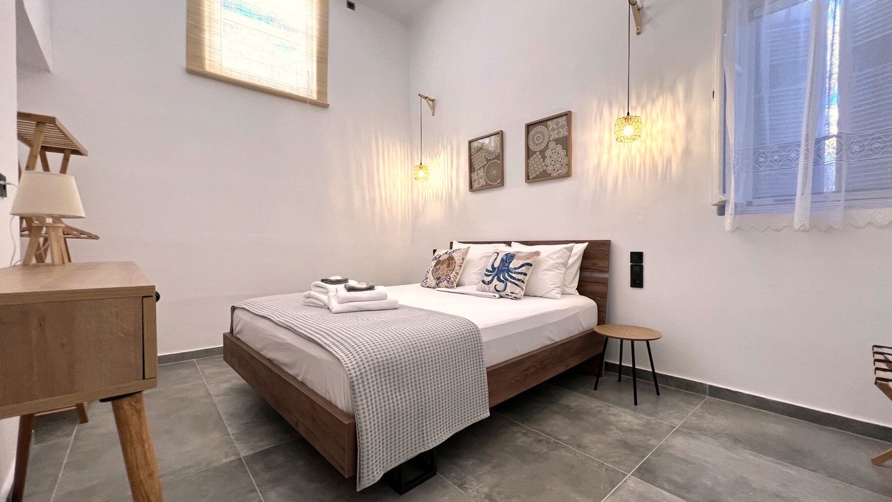 Photo of Bedroom in Milos