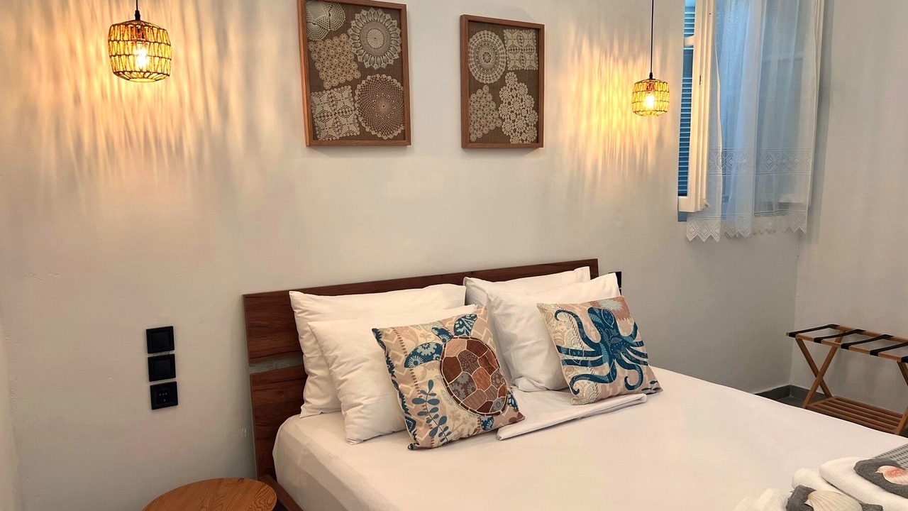 Photo of Bedroom in Milos