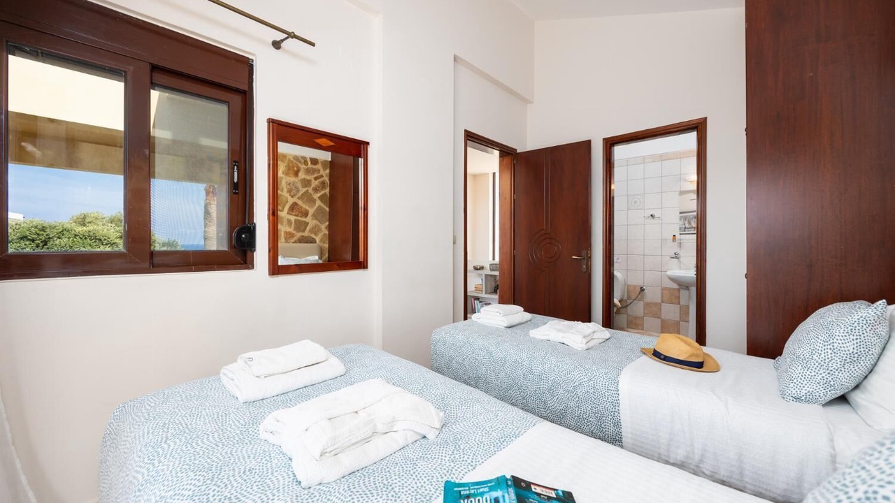 Photo of Bathroom in Kato Stalos