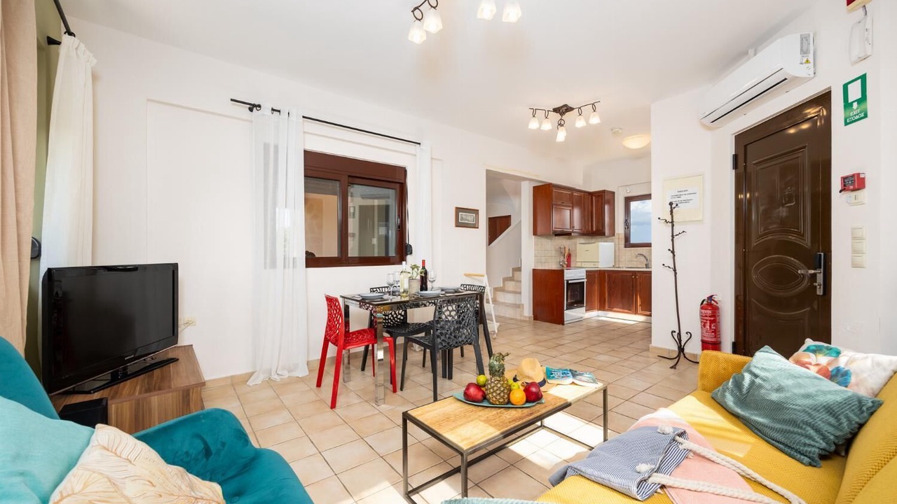 Photo of Bedroom in Kato Stalos
