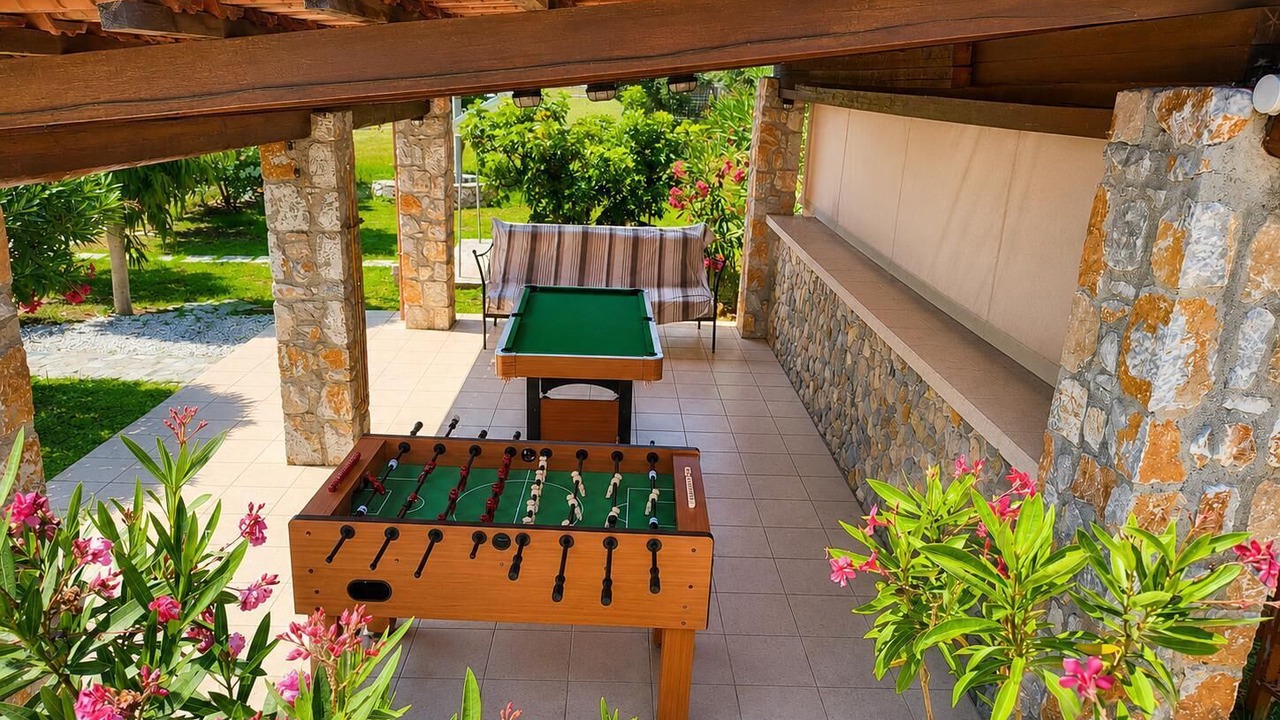 Photo of Outdoor in Tavronitis