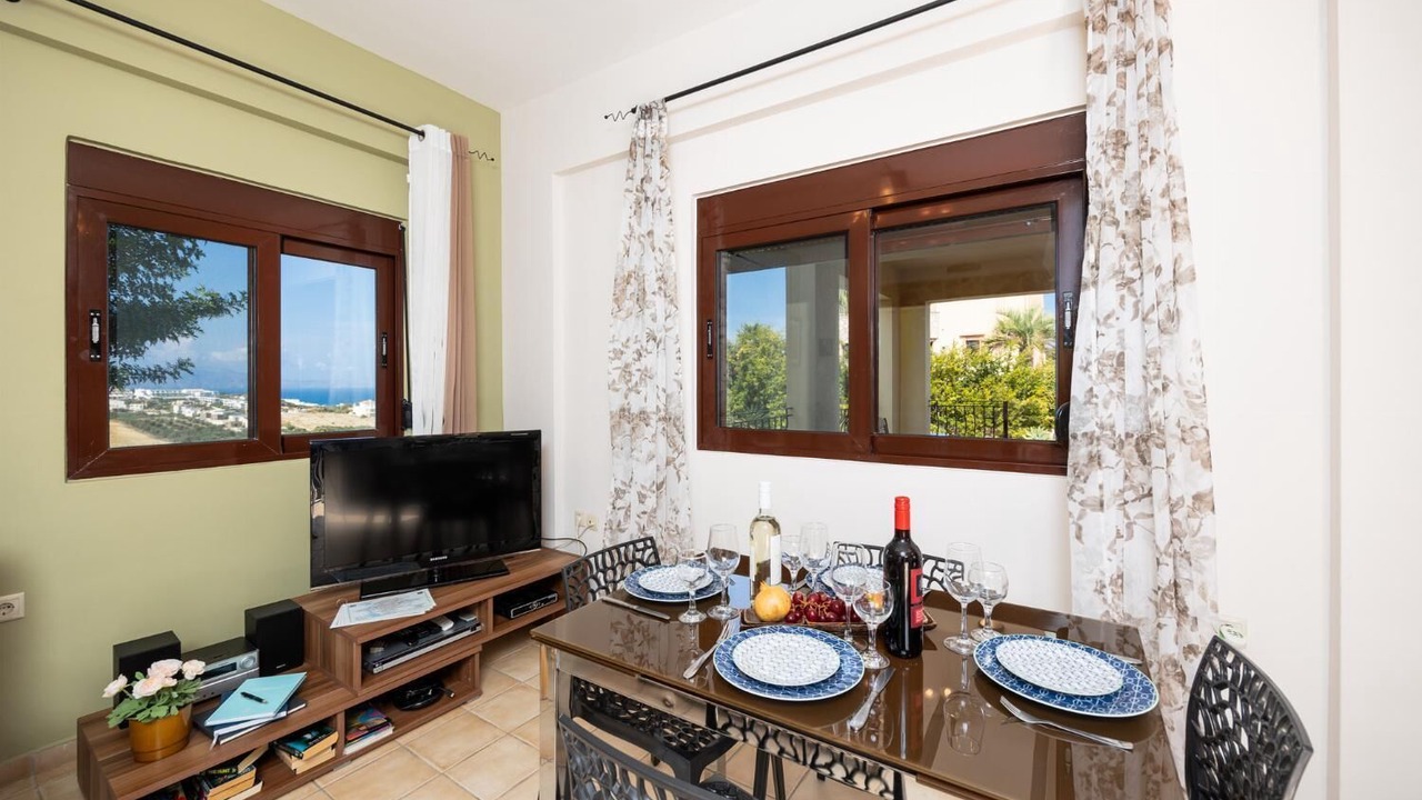 Photo of Bedroom in Kato Stalos