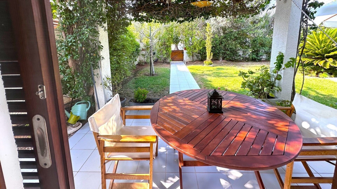 Photo of Outdoor in Plepi