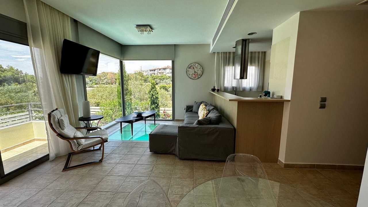 Photo of Livingroom in Bouzaiika