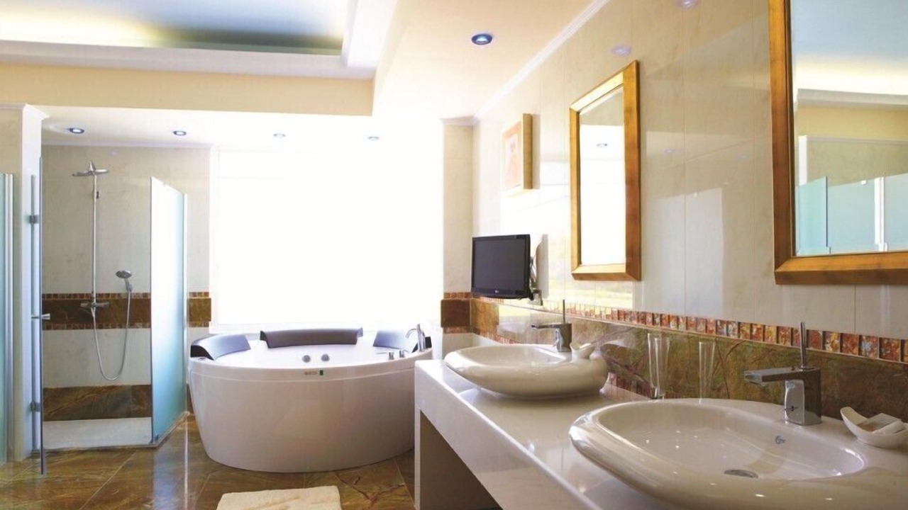 Photo of Bathroom in South Rhodes