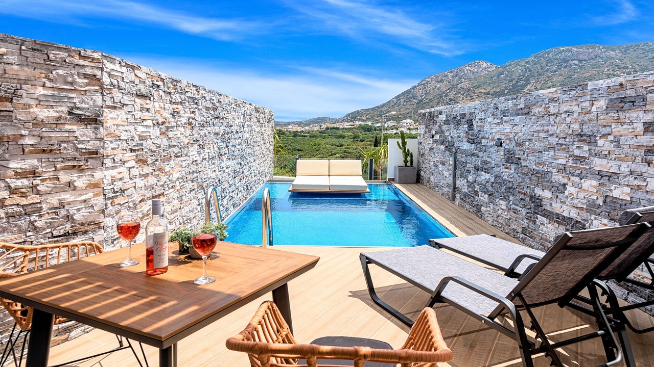 Photo of Outdoor in Istron