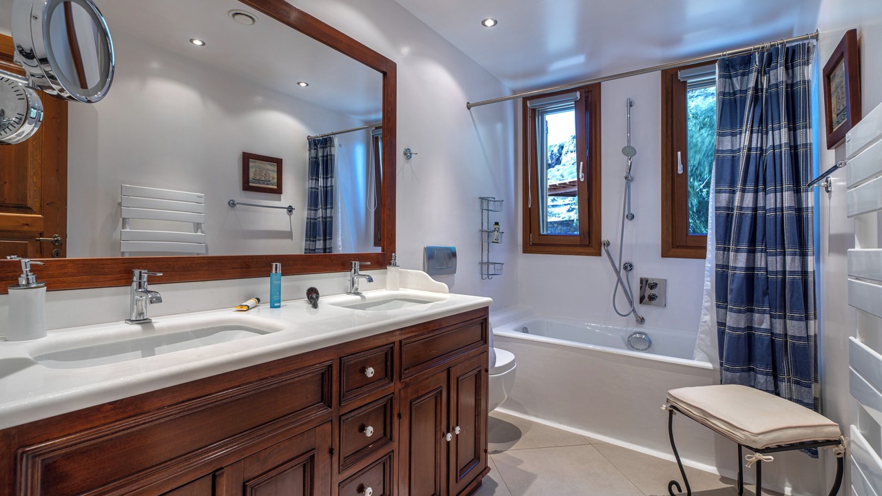 Photo of Bathroom in Sitia