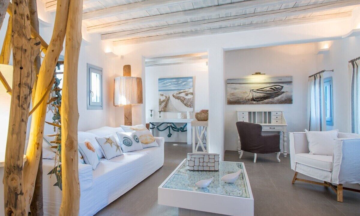Photo of Livingroom in Chrissi Akti