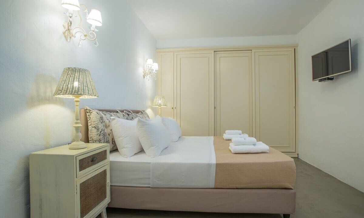 Photo of Bedroom in Chrissi Akti