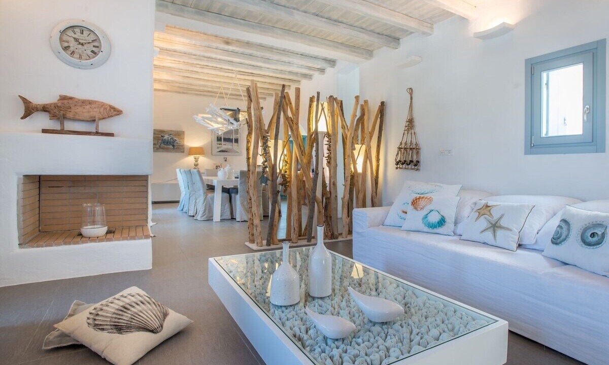 Photo of Livingroom in Chrissi Akti