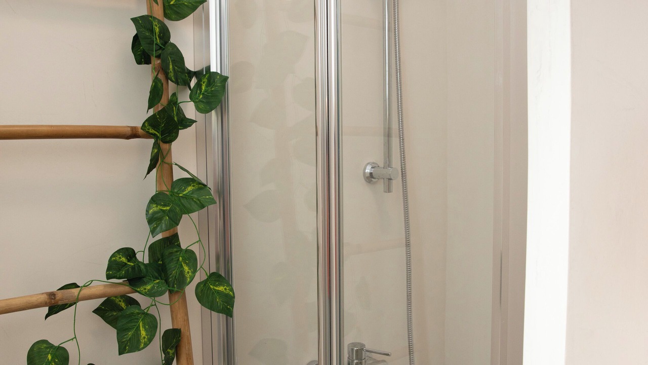 Photo of Bathroom in Alinda