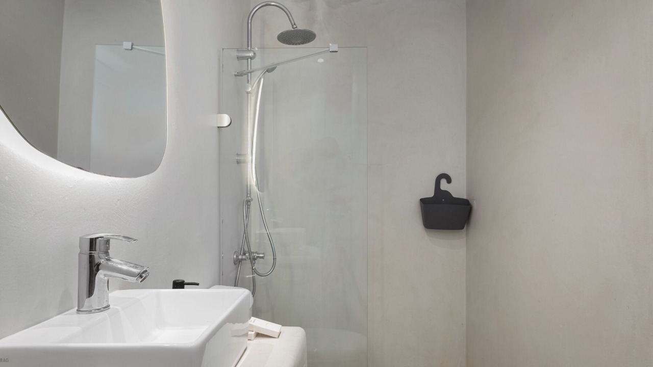 Photo of Bathroom in Ano Mera