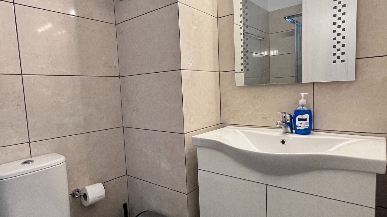 Photo of Bathroom in Omonia