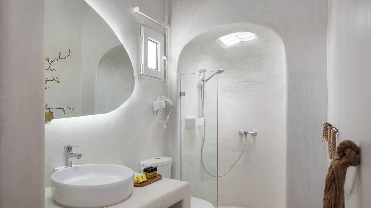 Photo of Bathroom in Ano Mera