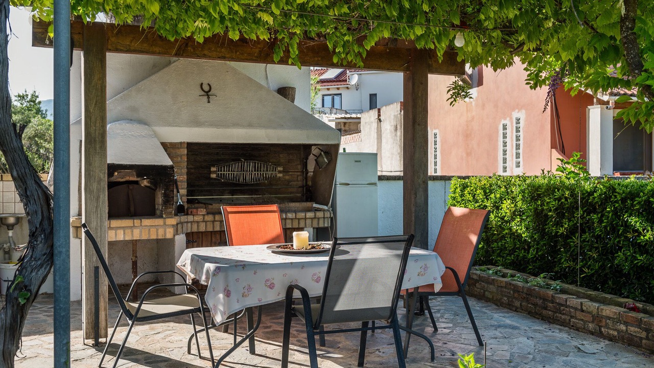 Photo of Outdoor in Ipsos