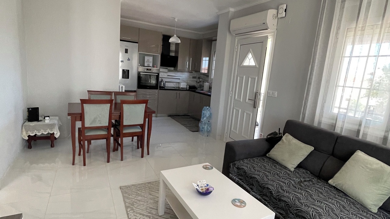 Photo of Livingroom in Flogita