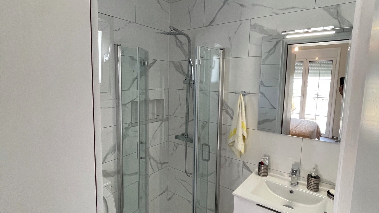 Photo of Bathroom in Flogita