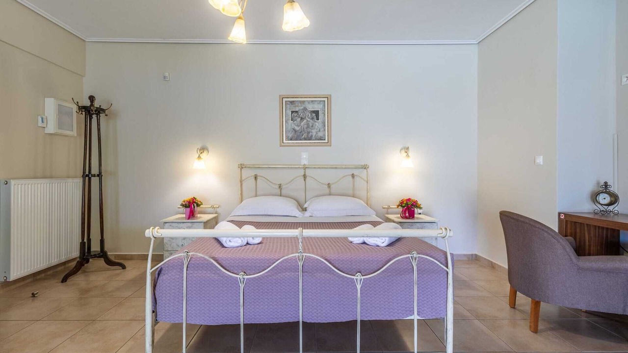 Photo of Bedroom in Limni Vouliagmenis
