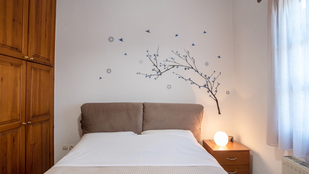 Photo of Bedroom in Aperathos