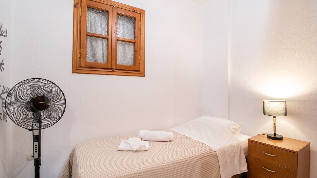 Photo of Bedroom in Aperathos