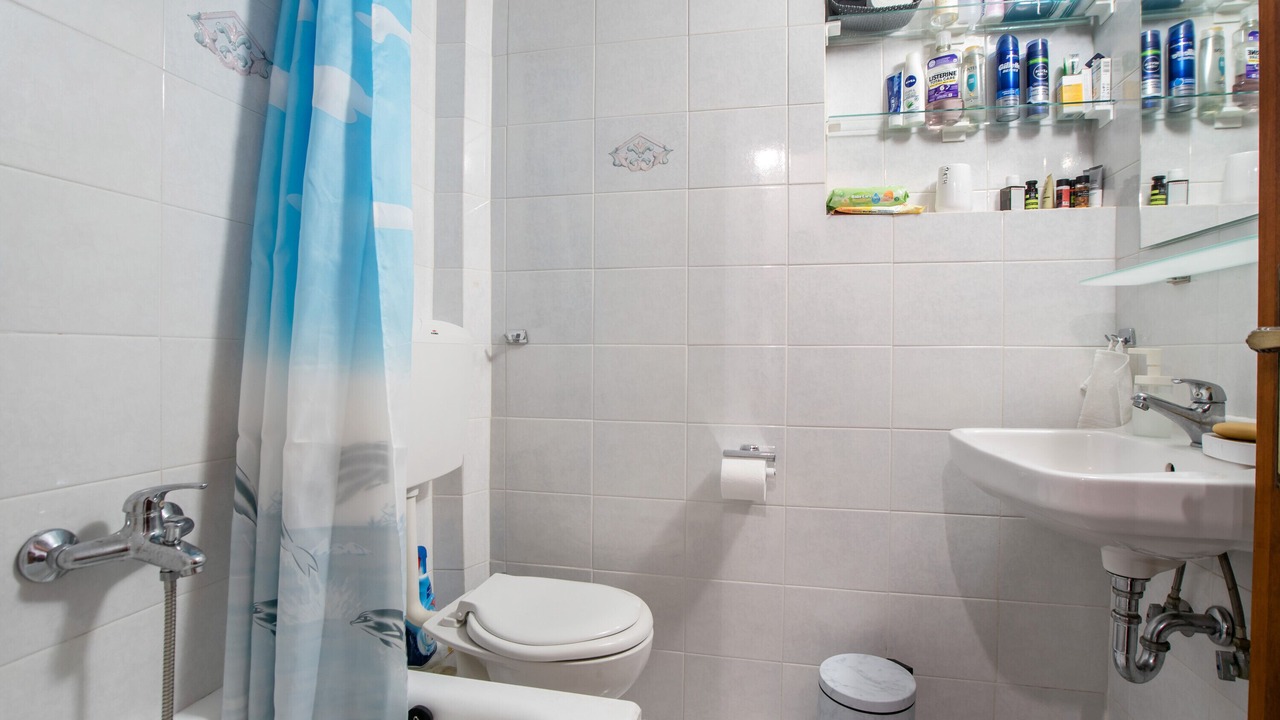 Photo of Bathroom in Aperathos