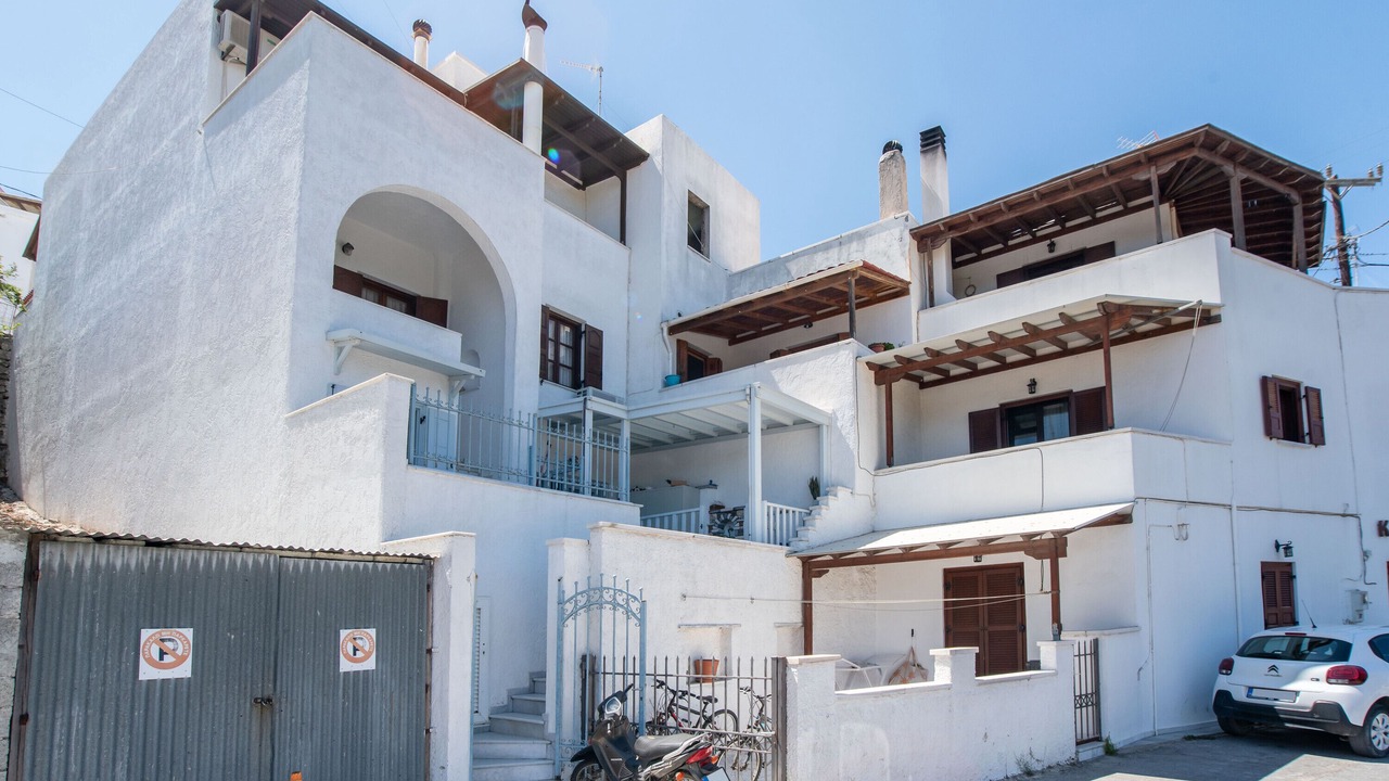 Photo of Outdoor in Aperathos