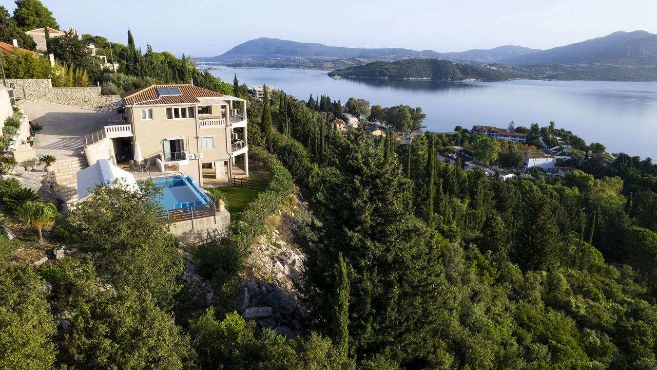 Photo of Others in Lygia