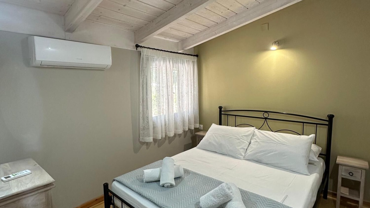 Photo of Bedroom in Frinion