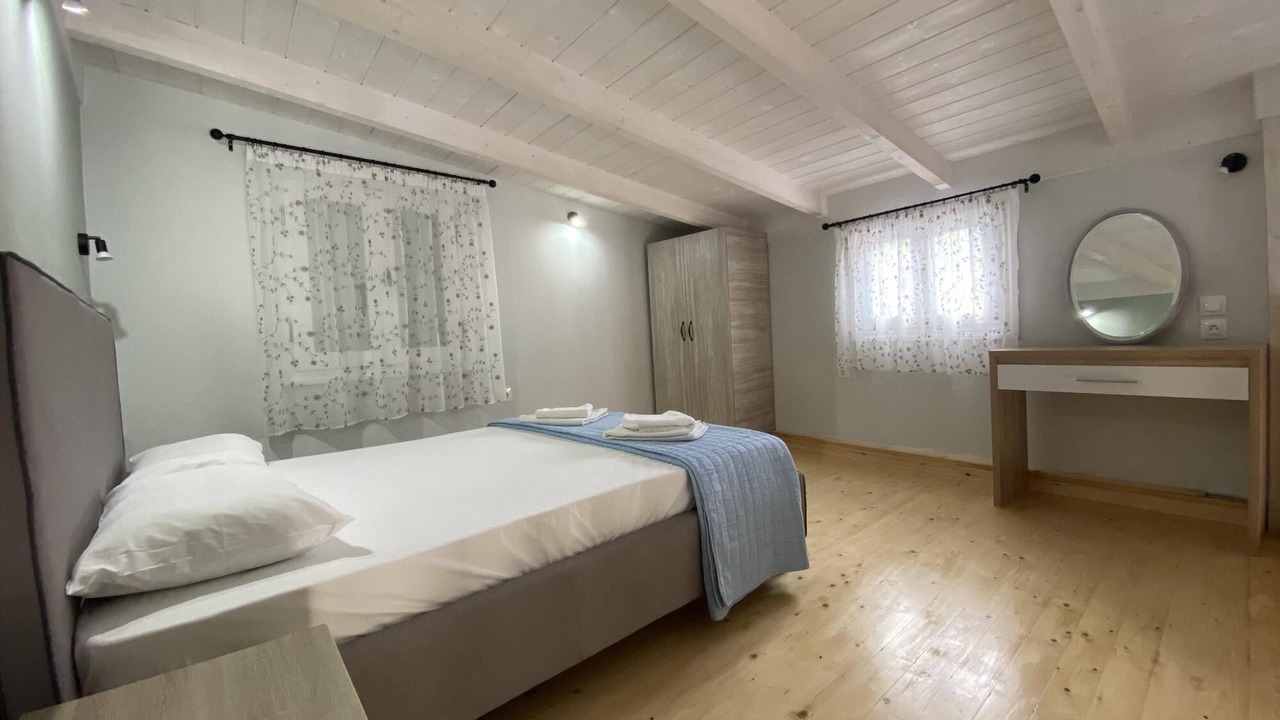 Photo of Bedroom in Frinion
