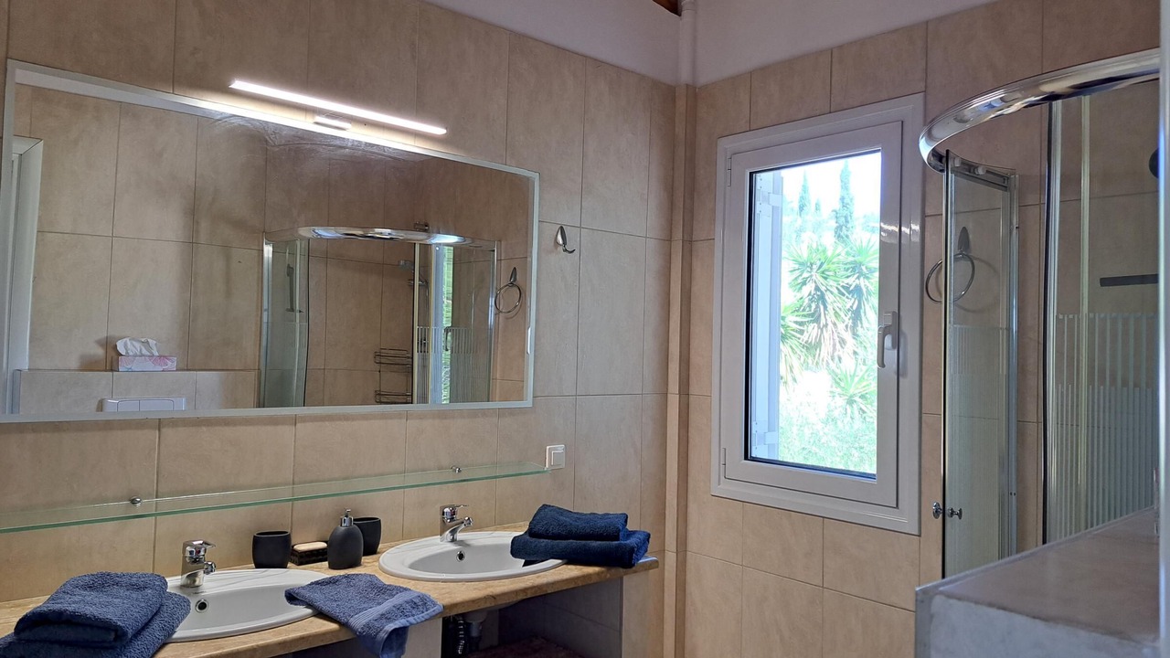 Photo of Bathroom in Grizokambos