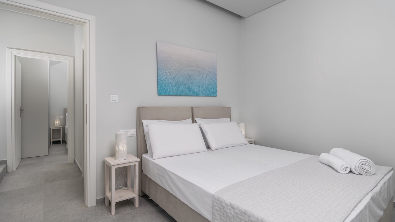 Photo of Bedroom in Milos
