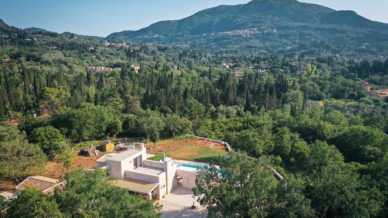 Photo of Outdoor in Achilleio