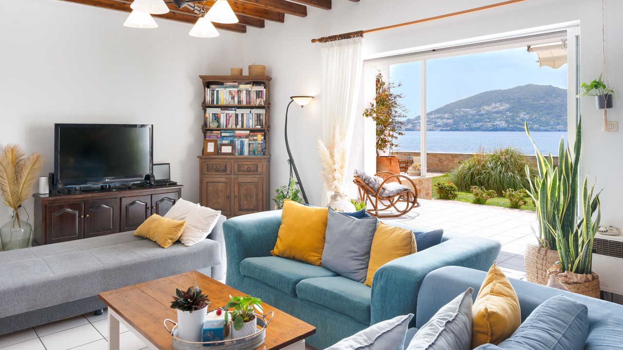 Photo of Livingroom in Alinda