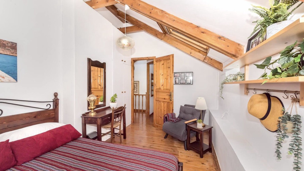 Photo of Bedroom in Koum Kapi