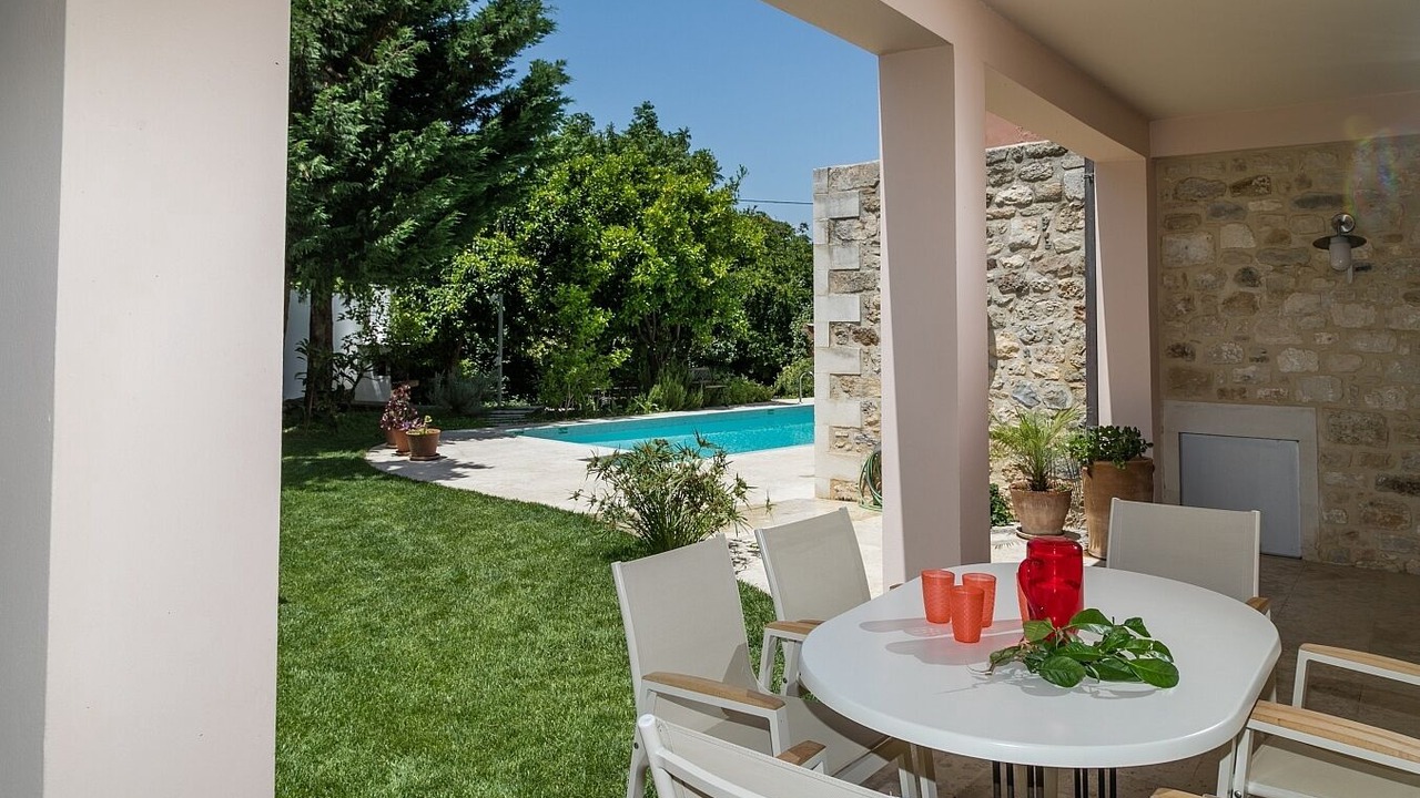 Photo of Outdoor in Armenoi