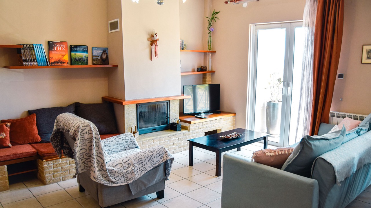 Photo of Livingroom in Lavreotiki