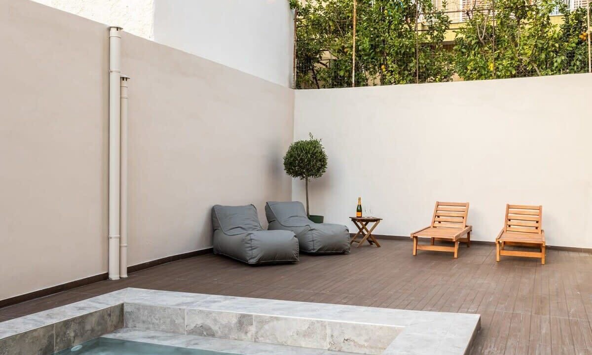 Photo of Outdoor in Dafni