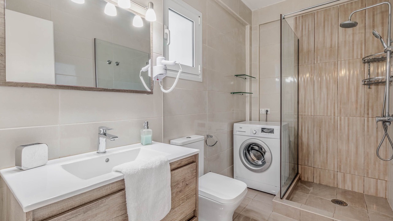 Photo of Bathroom in Agios Spyridon Corfu