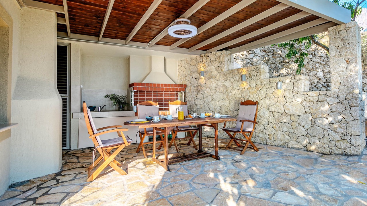Photo of Livingroom in Sinarades