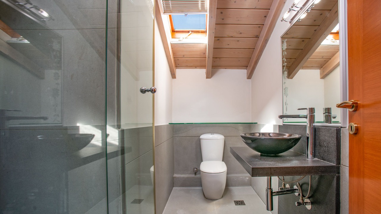 Photo of Bathroom in Kato Korakiana