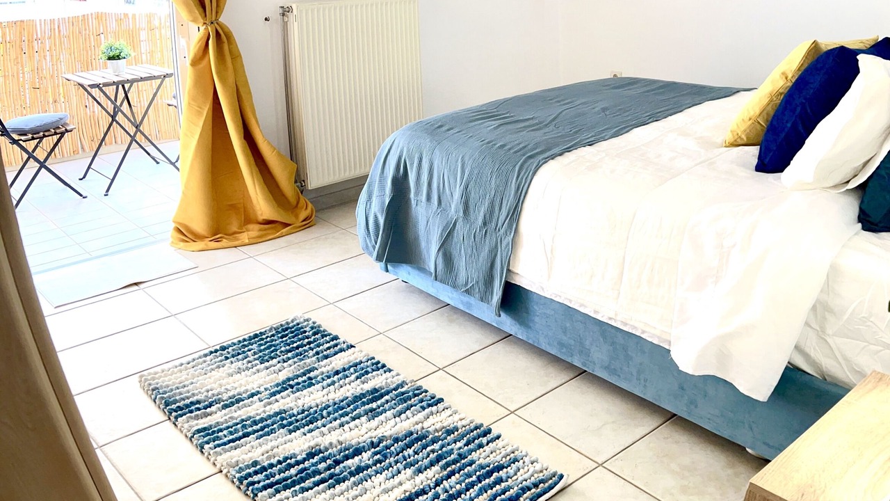 Photo of Bedroom in Aigio