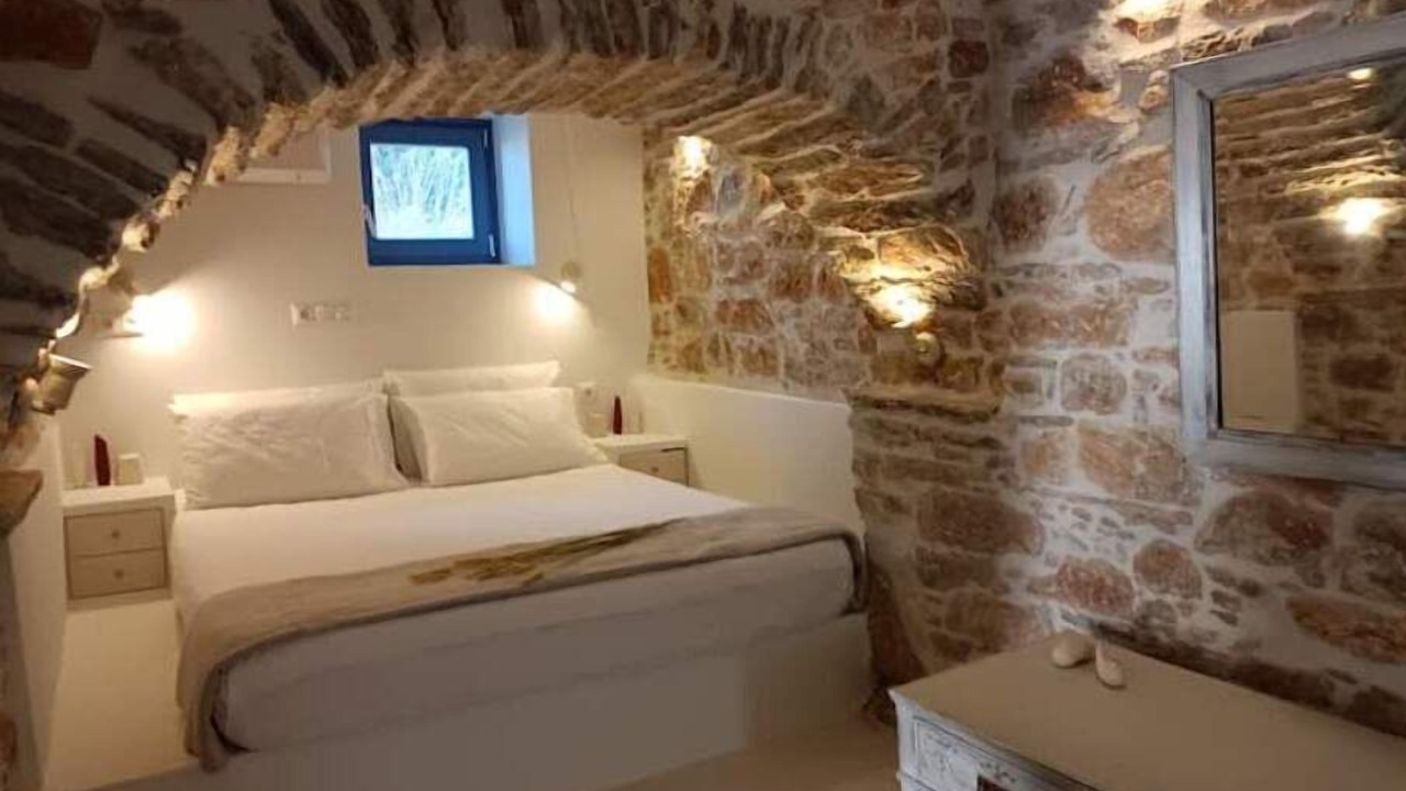 Photo of Bedroom in Filoti